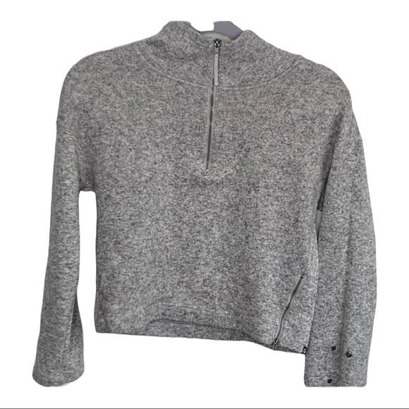 Fabletics snap sleeve ends 1/4 zip pullover Sz XS - Picture 1 of 8